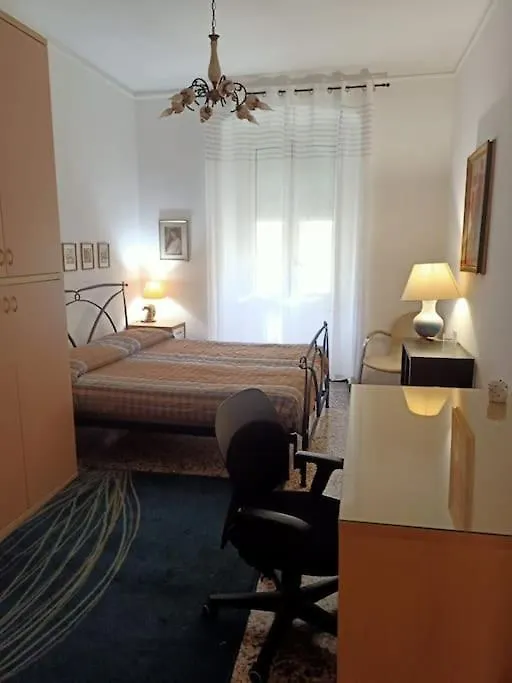 Apartment Appartamento Zona Centro Foce Genoa